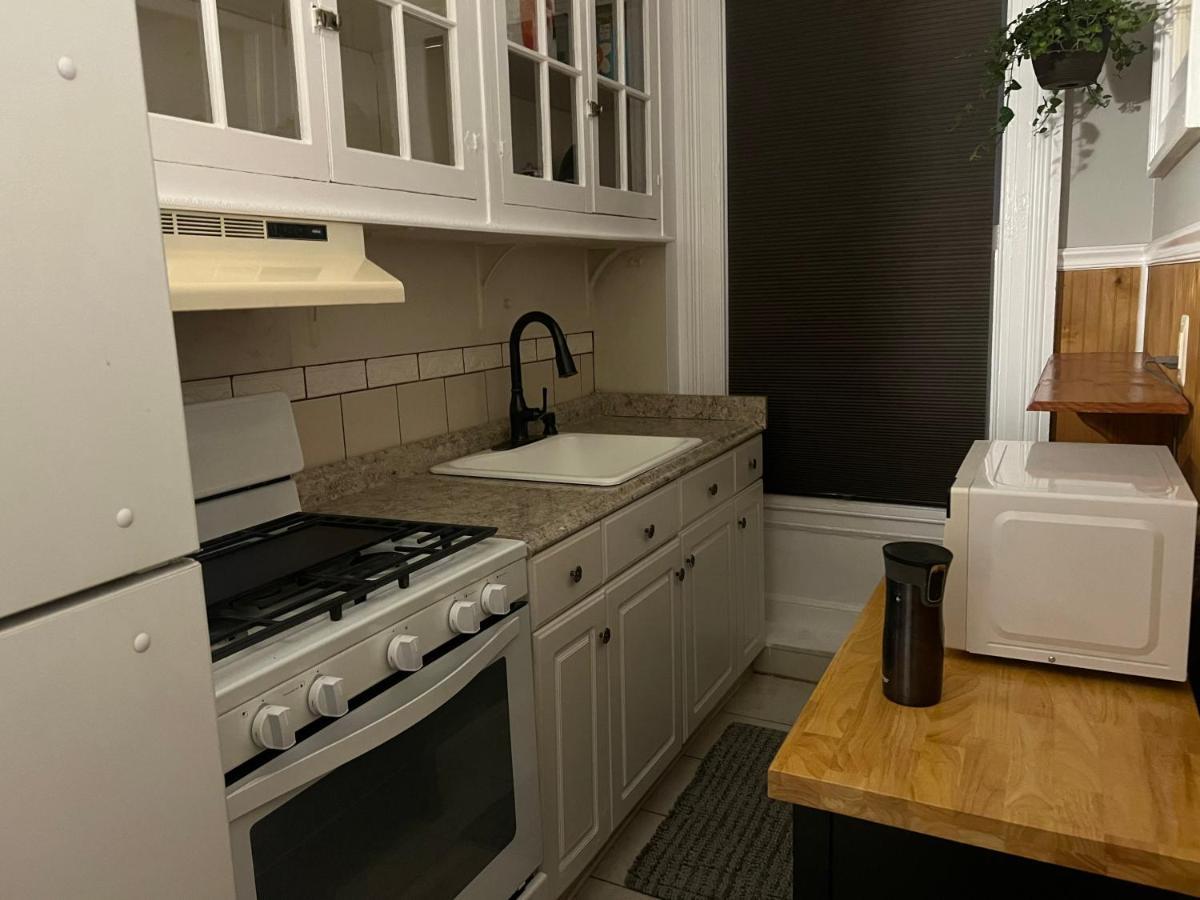 1 Bedroom Private Victorian Apt In Convenient City Location On 5 Acre, Sleeps 4 Πουκίπσι Εξωτερικό φωτογραφία